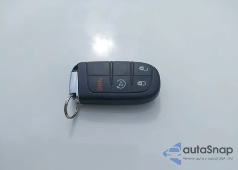 2018 Jeep Compass Altitude 4X4 from USA, damaged, VIN 3C4NJDBBXJT304529